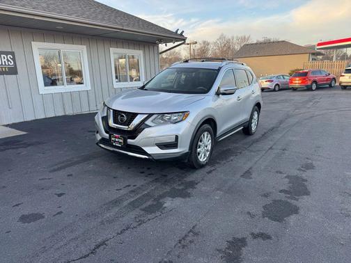 2020 Nissan Rogue SV