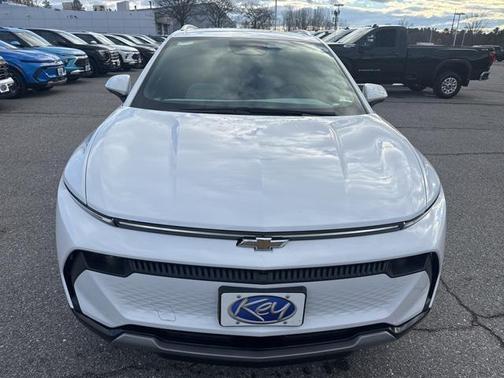 2025 Chevrolet Equinox EV LT