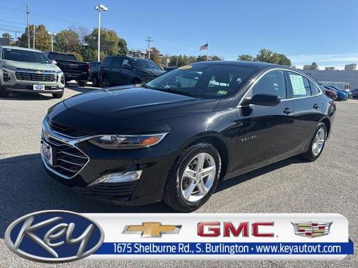 2022 Chevrolet Malibu FWD LT