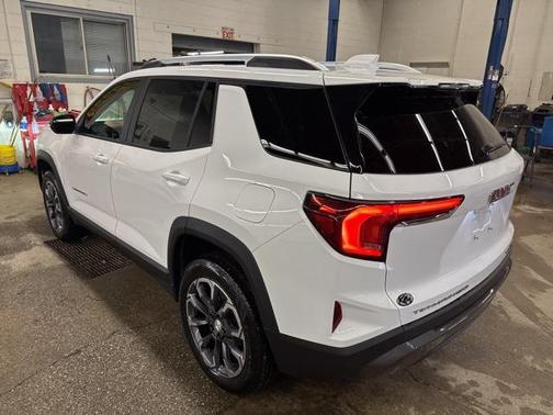 2025 GMC Terrain AWD Elevation