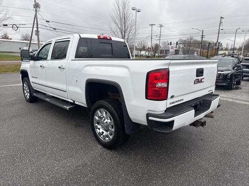 2017 GMC Sierra 2500 Denali