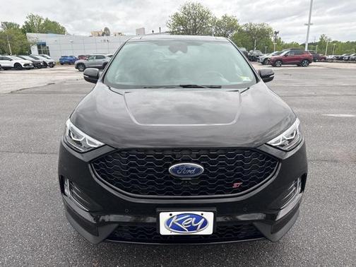 2022 Ford Edge ST