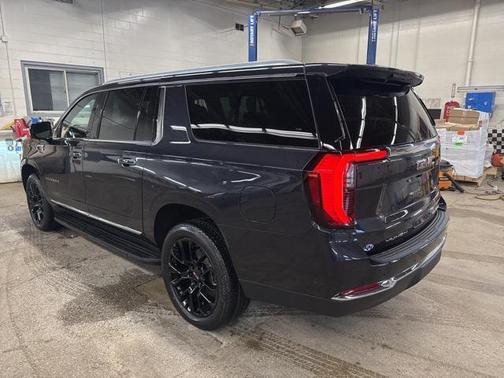 2026 GMC Yukon XL 4WD Elevation