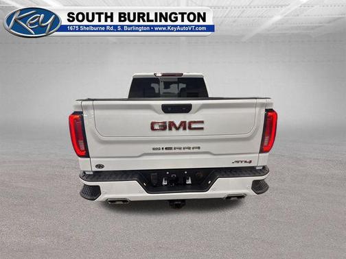 Summit White 2023 GMC Sierra 1500 AT4