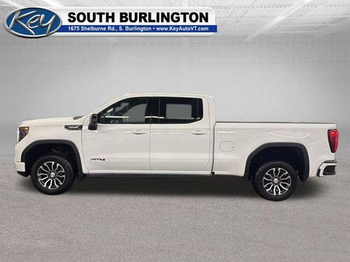 Summit White 2023 GMC Sierra 1500 AT4