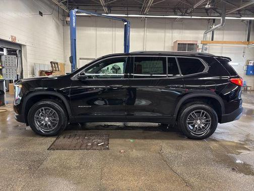 2026 GMC Acadia Elevation AWD