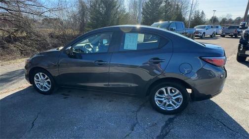 2017 Toyota Yaris iA Base