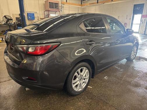 2017 Toyota Yaris iA Base