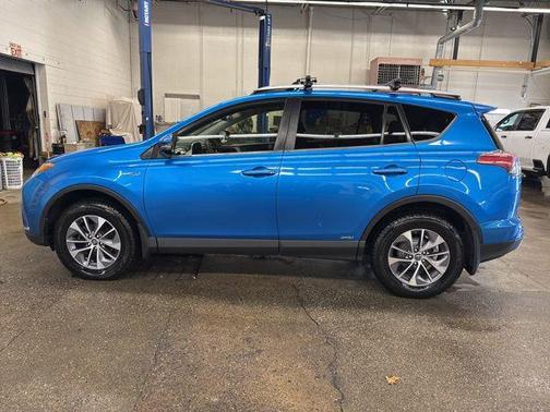 Electric 2018 Toyota RAV4 Hybrid LE