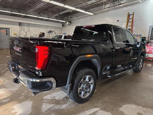 2026 GMC Sierra 2500 SLT