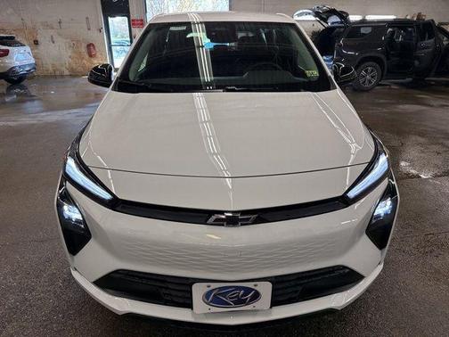 Summit White 2027 Chevrolet Bolt LT FWD