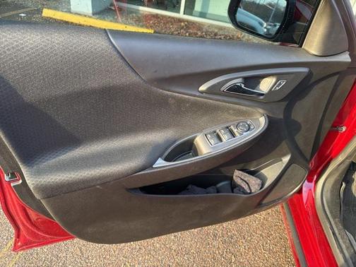 2025 Chevrolet Malibu FWD RS