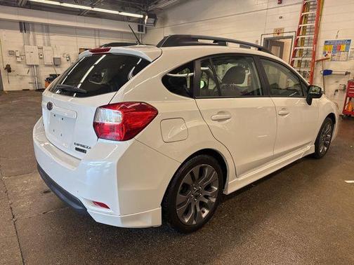 Crystal White Pearl 2016 Subaru Impreza 2.0i Sport Premium