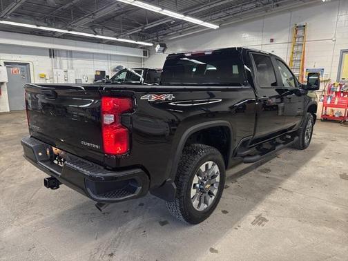 2026 Chevrolet Silverado 2500 Custom