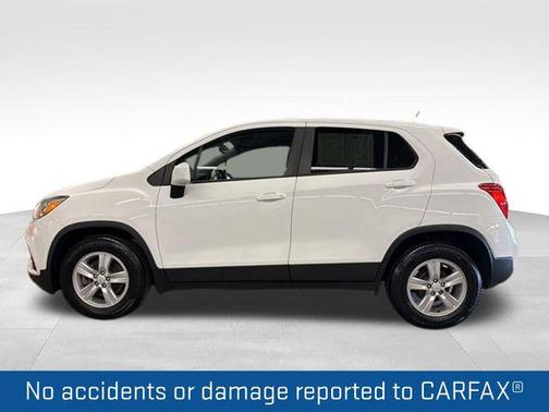 Summit White 2020 Chevrolet Trax LS