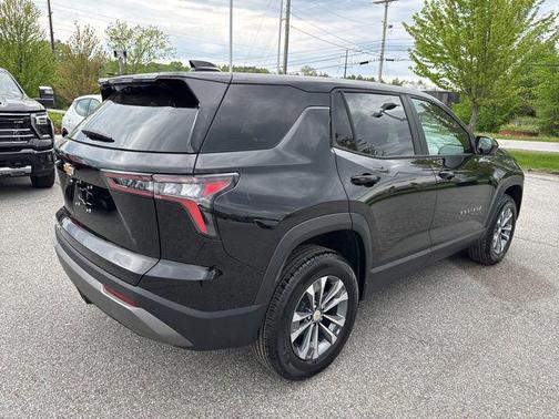 Mosaic Black Metallic 2026 Chevrolet Equinox 1LT