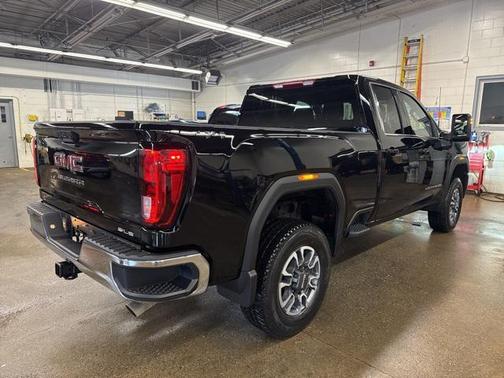 2026 GMC Sierra 2500 SLE