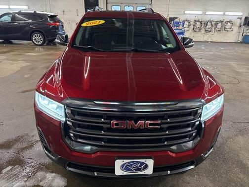 2021 GMC Acadia AWD AT4