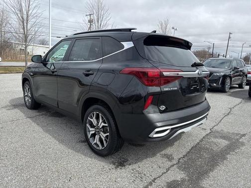 2021 Kia Seltos EX