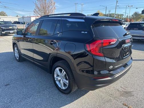 2021 GMC Terrain SLE
