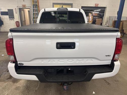 2016 Toyota Tacoma TRD Sport