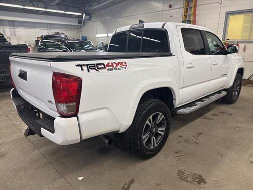 2016 Toyota Tacoma TRD Sport