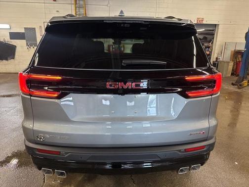 2026 GMC Acadia AT4 AWD
