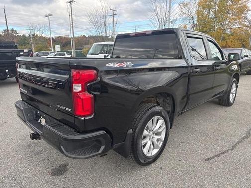 2022 Chevrolet Silverado 1500 Custom