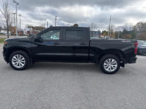 2022 Chevrolet Silverado 1500 Custom