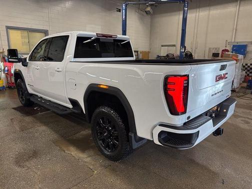 2026 GMC Sierra 2500 AT4