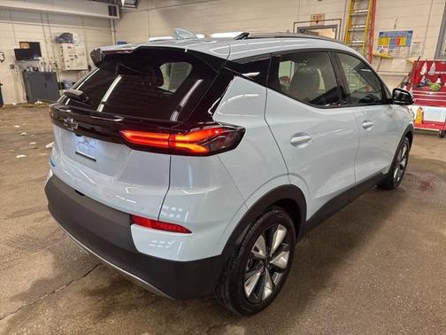 2023 Chevrolet Bolt EUV FWD LT