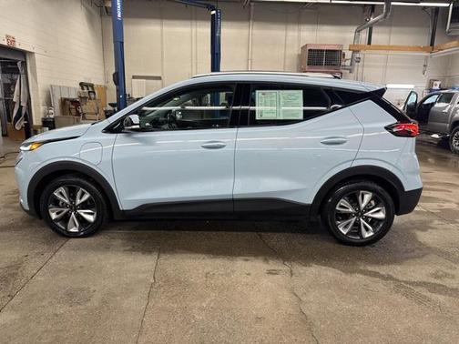 2023 Chevrolet Bolt EUV FWD LT