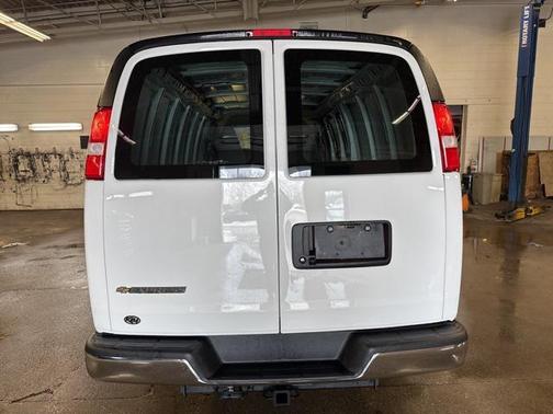 2025 Chevrolet Express 3500 RWD 3500 Extended Wheelbase WT