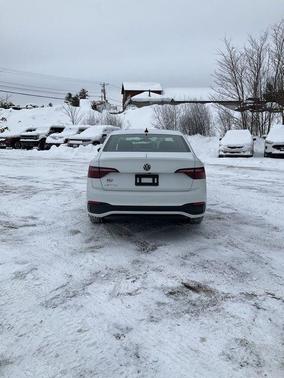 Blue 2023 Volkswagen Jetta 1.5T S