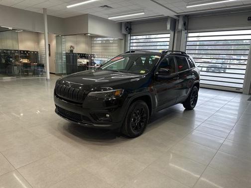 2023 Jeep Cherokee Altitude