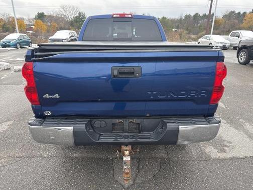 2014 Toyota Tundra SR5