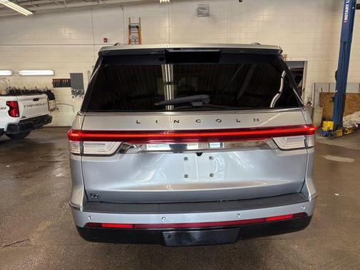Radiance Metallic 2023 Lincoln Navigator Black Label