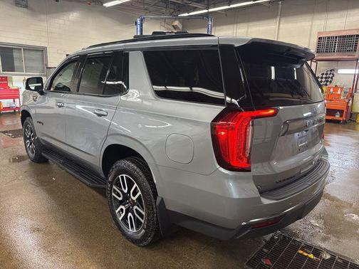 2024 GMC Yukon 4WD AT4