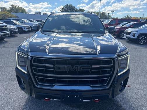 2023 GMC Yukon 4WD AT4