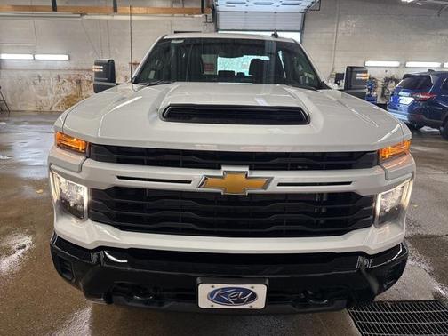 2026 Chevrolet Silverado 2500 Custom