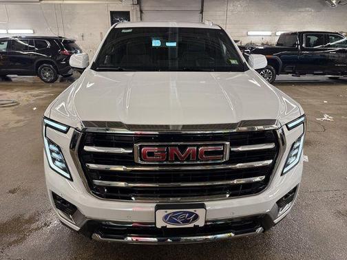 Summit White 2026 GMC Yukon XL 4WD Elevation