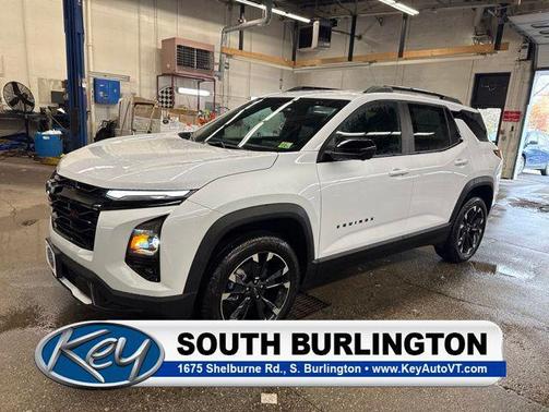 Polar White Tricoat 2026 Chevrolet Equinox AWD RS