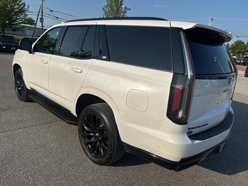 2023 Cadillac Escalade Sport