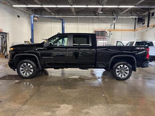 2026 Chevrolet Silverado 2500 Custom