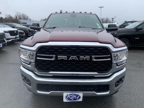 2022 RAM 2500 Big Horn Crew Cab 4x4 6'4' Box