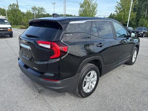 2022 GMC Terrain SLE