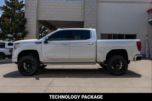 White Frost Tricoat 2024 GMC Sierra 1500 Denali