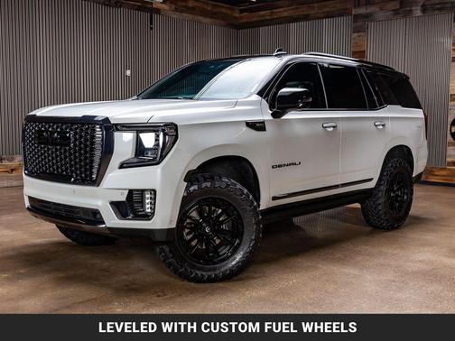 White Frost Tricoat 2023 GMC Yukon Denali Ultimate