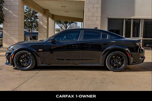 Pitch Black Clearcoat 2023 Dodge Charger R/T Scat Pack