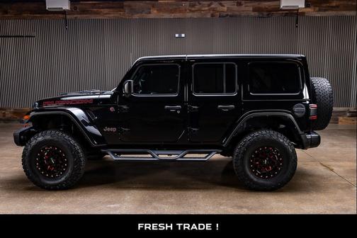 Black Clearcoat 2023 Jeep Wrangler Rubicon